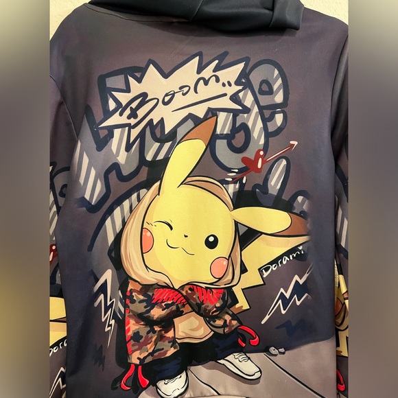 Pre-Loved Youth Zippered Pikachu Hoodie - Picture 5 of 5